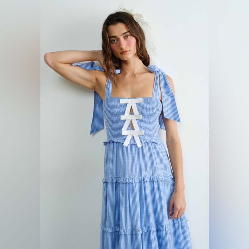 NWT Maxi Dress in blue with tie straps - Picture 7 of 7